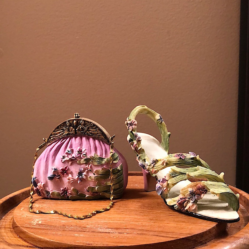 Miniature purse and shoe